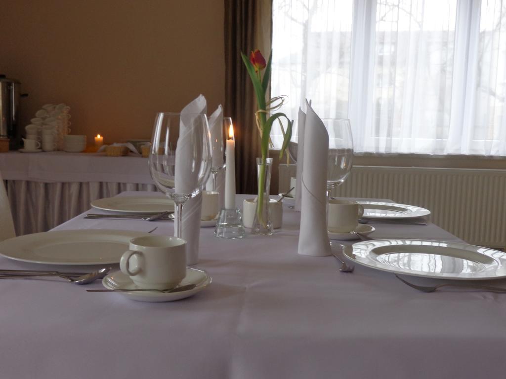 Adamar Jastrzebia Gora Bed & Breakfast Bagian luar foto