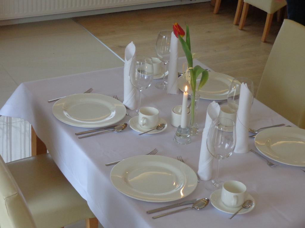 Adamar Jastrzebia Gora Bed & Breakfast Bagian luar foto