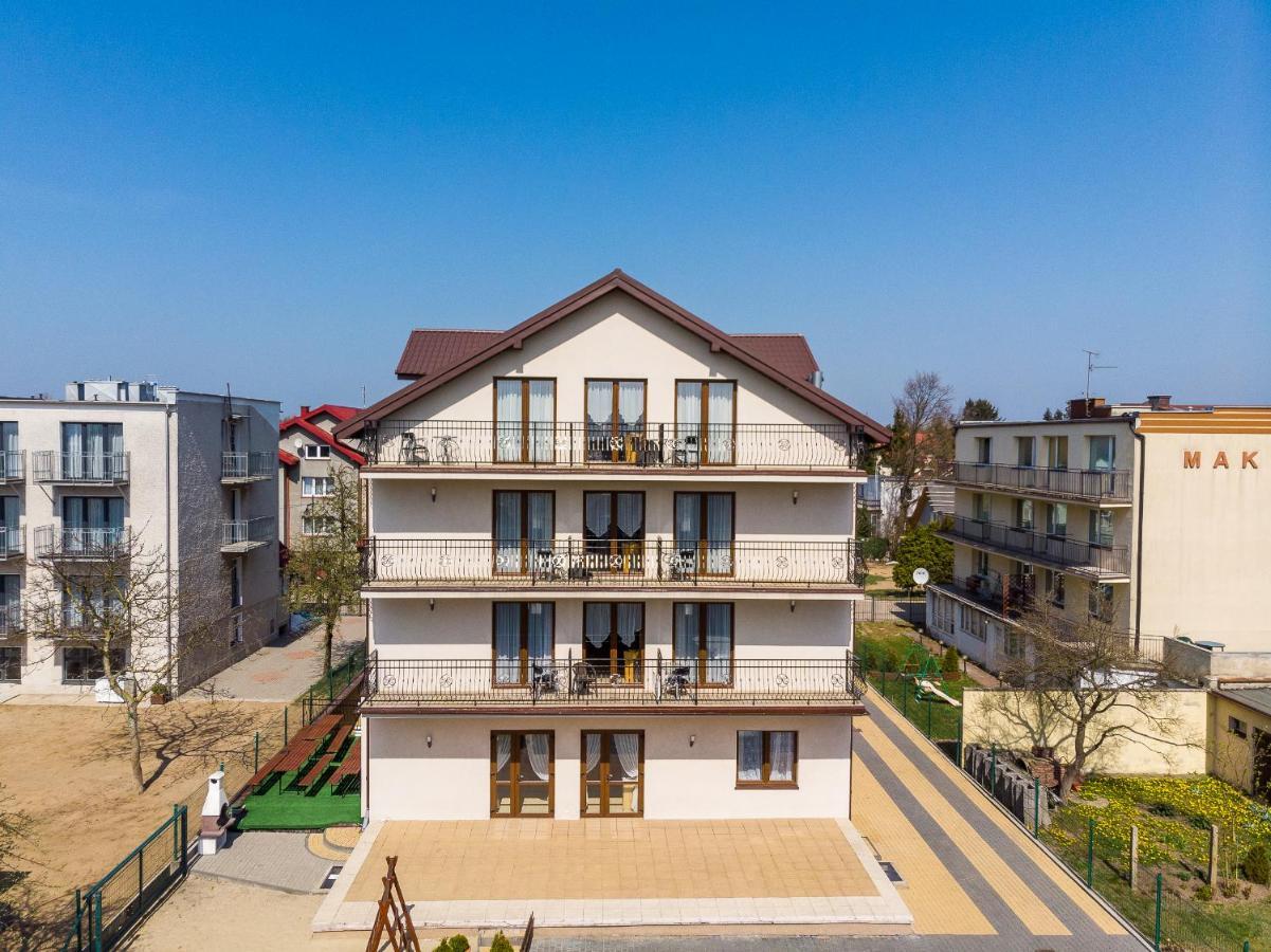 Adamar Jastrzebia Gora Bed & Breakfast Bagian luar foto