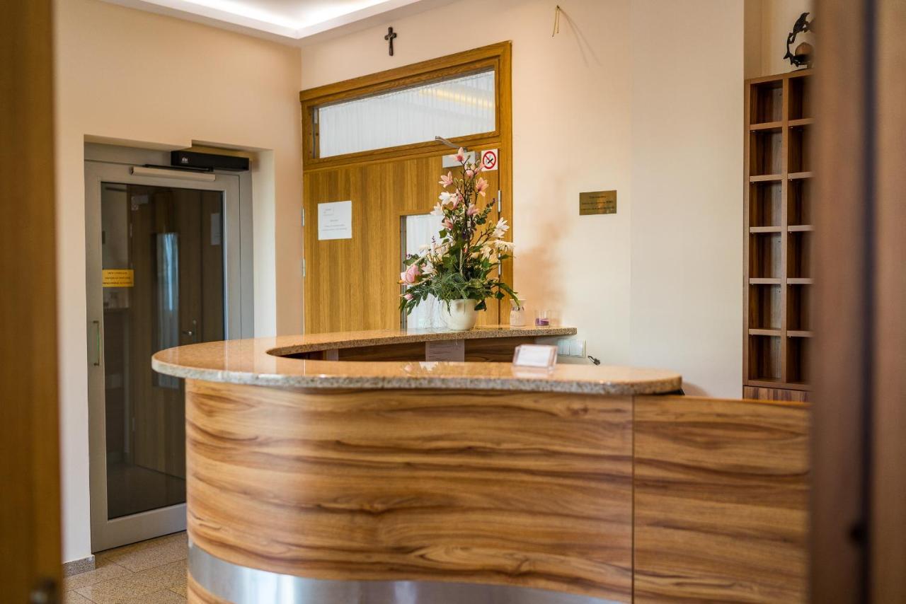 Adamar Jastrzebia Gora Bed & Breakfast Bagian luar foto